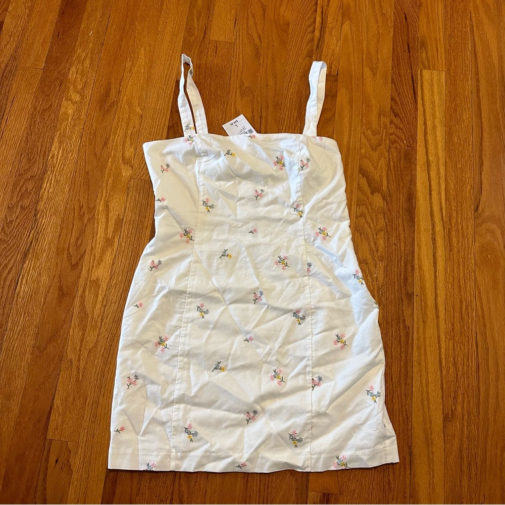 NWT Forever 21 flower dress 🌸